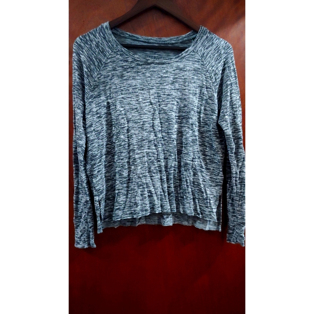 American Eagle Heather Grey Sweater